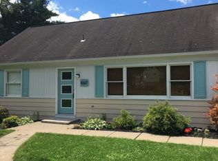 1067 Twining Cir, Endicott, NY 13760