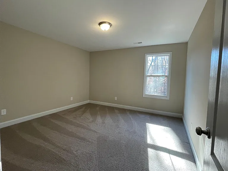 2764 Rivercliff Rd — Photo 32