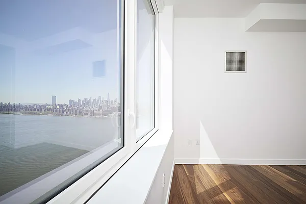 Rented by PocketBroker Inc | media 28