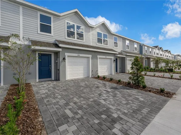 3031 Jessamine Dr, Tavares, FL 32778