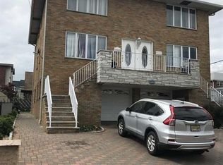 315 13th St, Palisades Park, NJ 07650