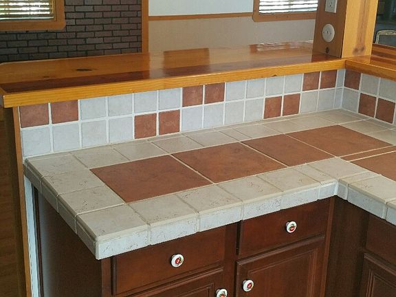 kitchen breakfast bar