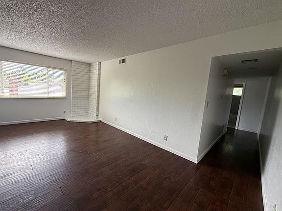 5th image of 5555 Keoncrest Cir