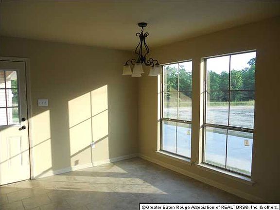 4th image of 12302 Creekside Ave