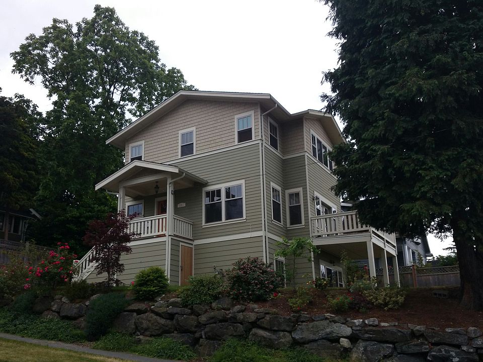 2nd image of 221 NW 62nd St