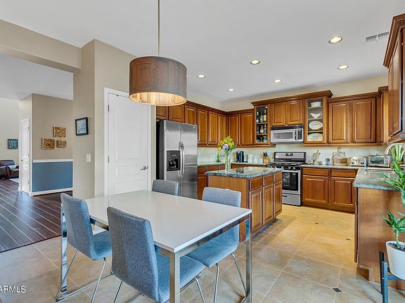 5th image of 4540 E HAZELTINE Way