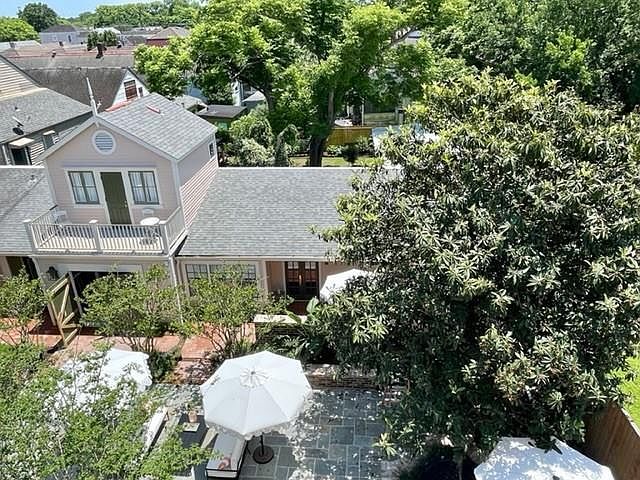 1st image of 223 Pelican Ave