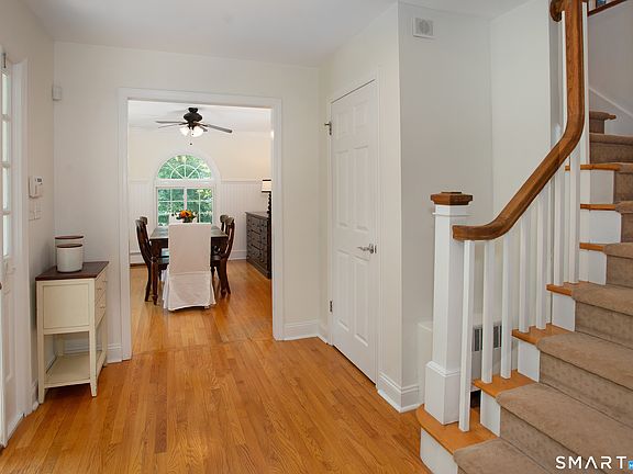4th image of 314 Barrack Hill Road