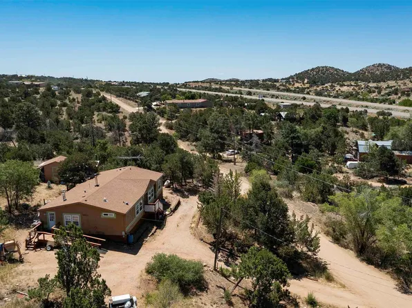 12 Caminito De Pinon, Santa Fe, NM 87505