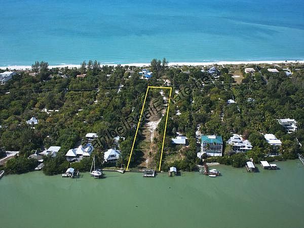 1st image of 16297 Captiva Dr
