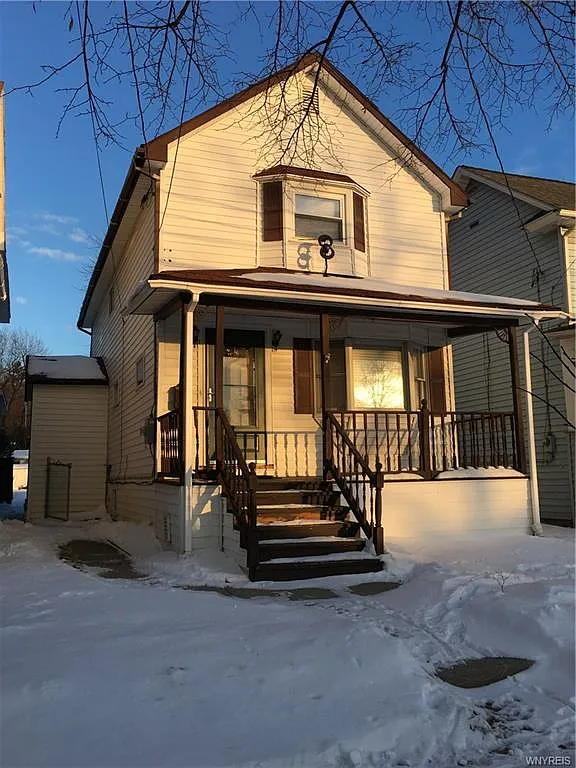 12 Harold Pl photo 1