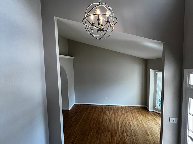 21379 Fultonham Cir — Photo 3