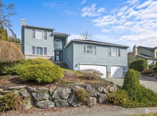 17709 W Country Club Dr, Arlington, WA