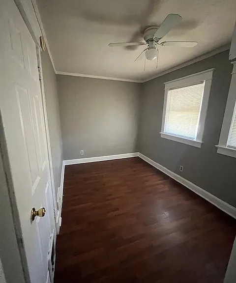 5621 Lydia Ave — Photo 7