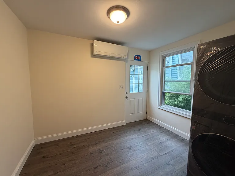 182 Ashford Ave #2 — Photo 3
