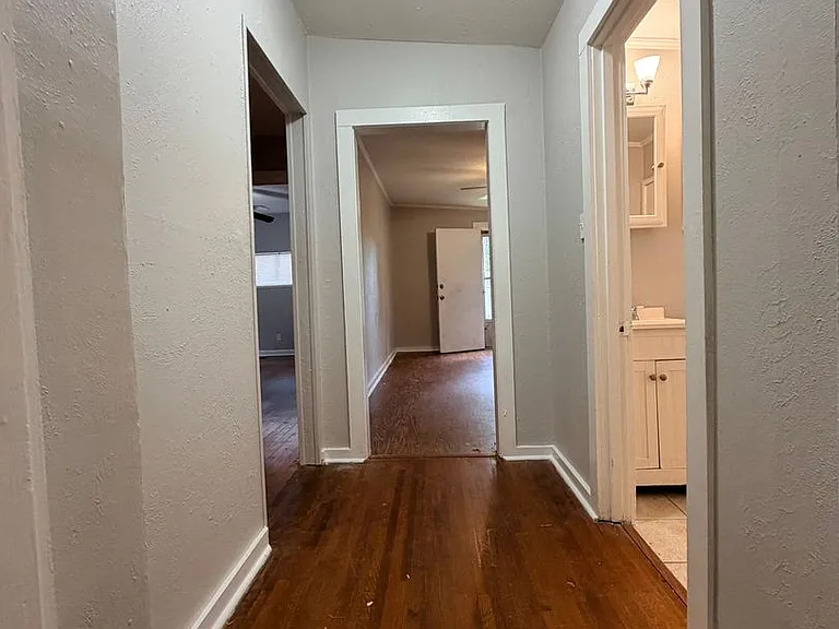 3107 Alameda Dr — Photo 5