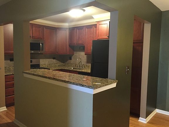 3rd image of 7401 Blackburn Ave APT 202