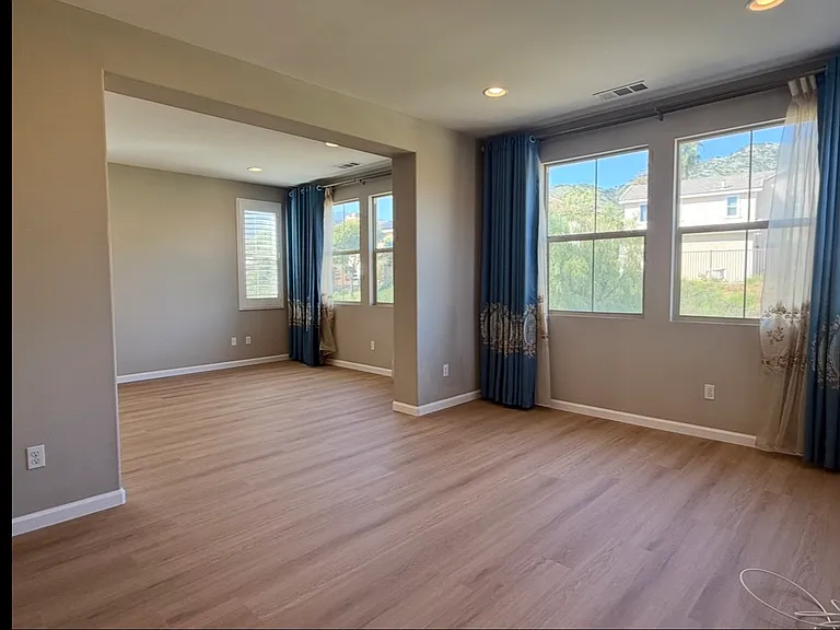 667 E Desert Willow Rd — Photo 47
