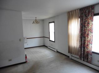 1275 N McLean Blvd APT 2, Elgin, IL 60123