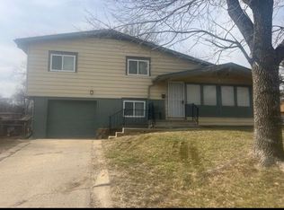 5270 Spruce Ave, Kansas City, MO 64130