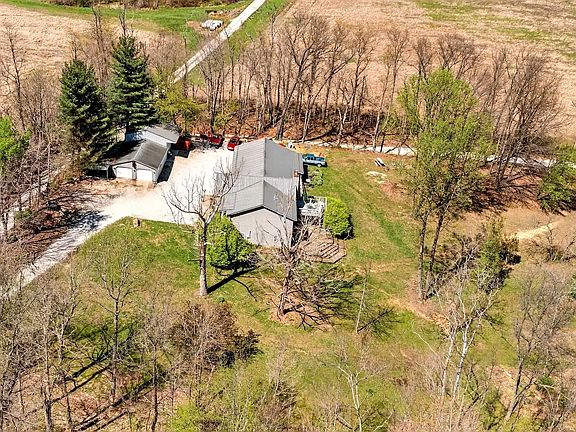 5th image of 8750 Truax Rd