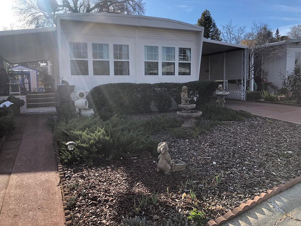 1st image of 52 Goldenrod Ave