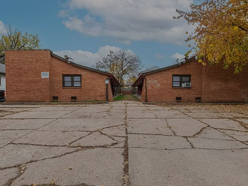1st image of 1031 S Emporia Ave #B