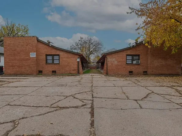 Emporia Apartments, 1031 S Emporia Ave #B, Wichita, KS 67211