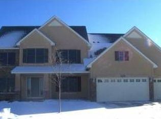10006 Georgia Ave, Brooklyn Park, MN 55445
