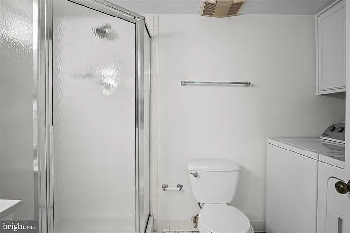 3305 S Wakefield St #A — Photo 22