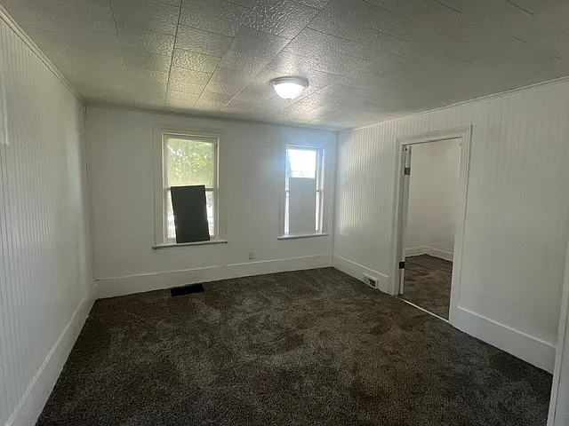 18 Syke St — Photo 4