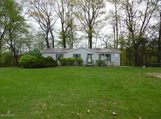 50640 Sister Lakes Rd, DOWAGIAC, MI 49047