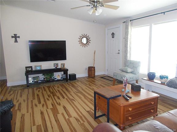 5th image of 3487 E Olive Ln