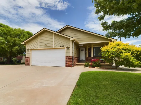 4010 S Boyd Ct, Wichita, KS 67215