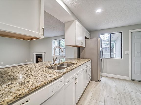 5th image of 2863 Honey Bear Ct