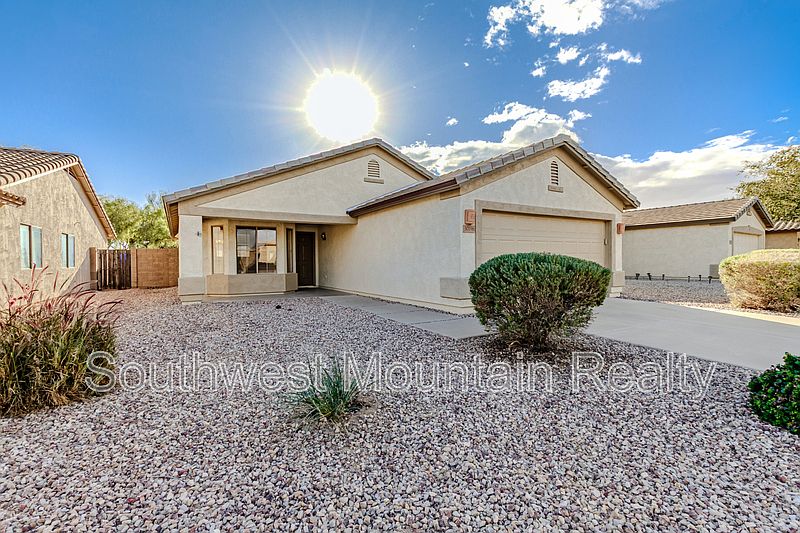 1st image of 30196 N Sunray Dr