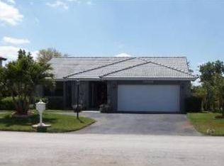 15632 Ravenswicke Mnr, Davie, FL 33331
