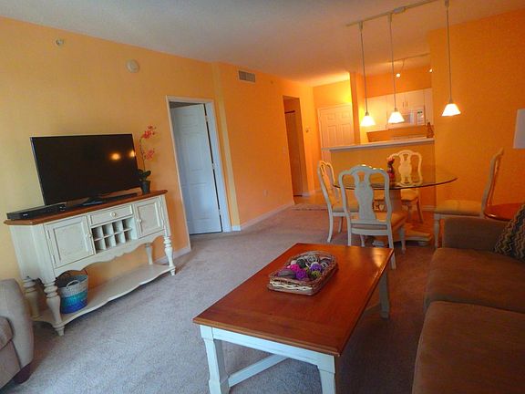4th image of 720 S Sapodilla Ave Ph 3