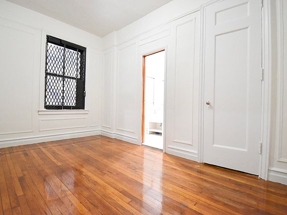 5th image of 45 Tiemann Pl APT 3f
