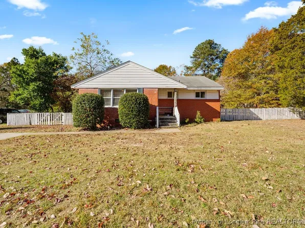 1411 Stansfield Dr, Fayetteville, NC 28303