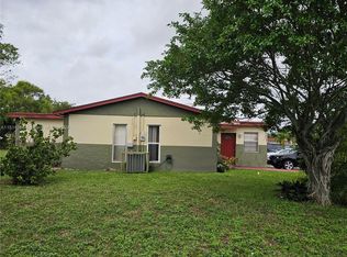 2930 NW 193rd St, Miami Gardens, FL 33056