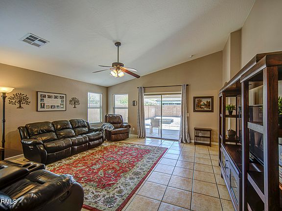 4th image of 22333 E CALLE DE FLORES Street