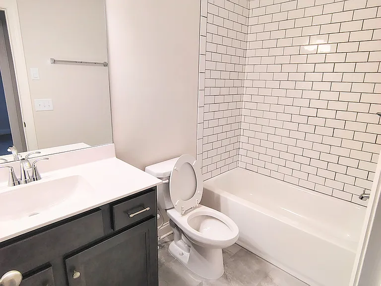 7906 Pine St — Photo 21