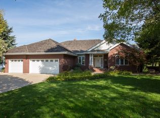 1552 Pinnacle Pl, Waterloo, IA 50701