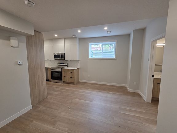 2nd image of 6203 109a St NW
