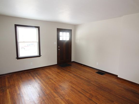 3rd image of 1460 Elmwood Ave