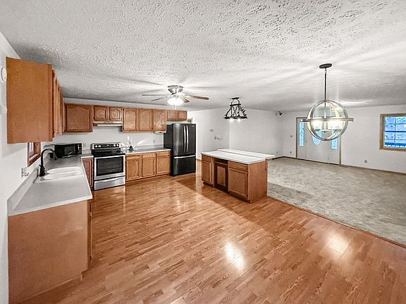 4th image of 863 Mulga Rd