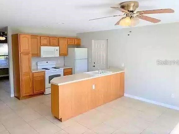 5th image of 61 Bougainvillea Dr #A