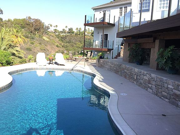 3rd image of 5463 Fremontia Ln