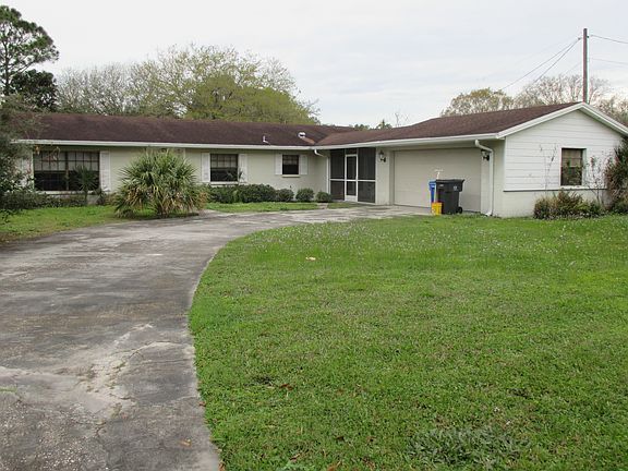 4th image of 7206 Flowerfield Dr